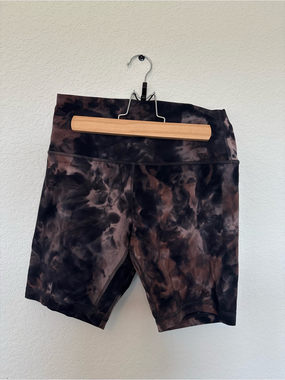 Lululemon Tie-Dye High-Rise Bike Shorts